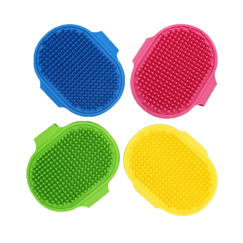 מברשת לטיפוח חיות מחמד המסירה ליכלוך מהפרווה